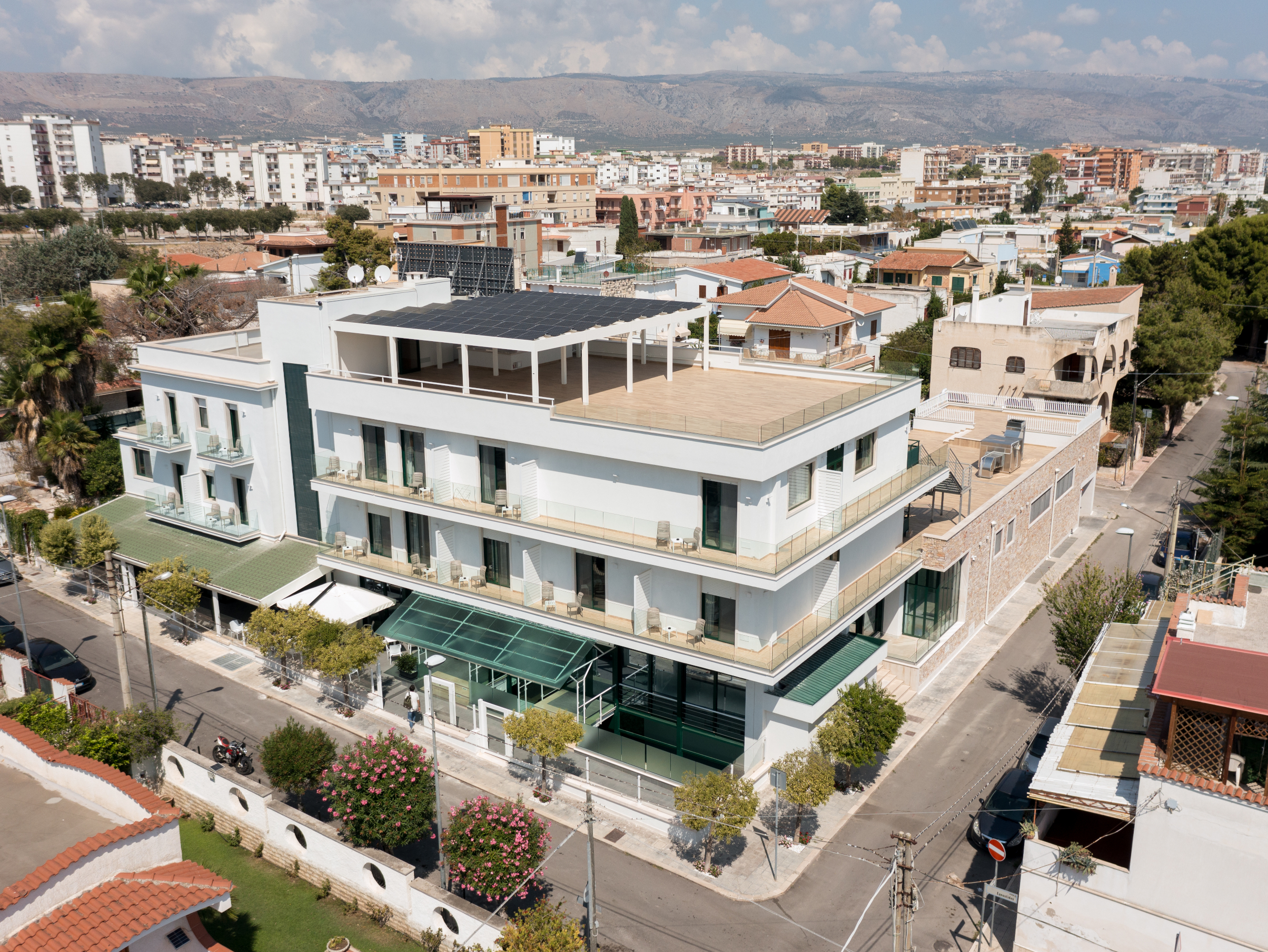 La terrazza panoramica del Maiorano Boutique Hotel